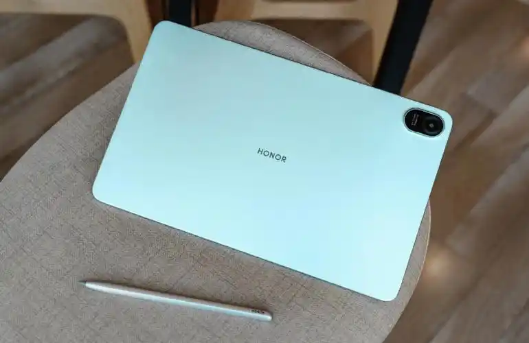 荣耀平板  #荣耀平板8  # 12英寸轻薄金属机身,细腻磨砂质感,立体 88