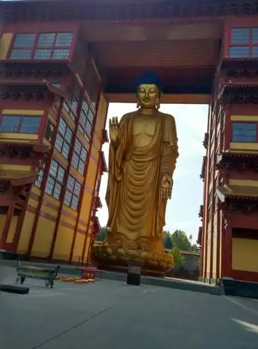 其它 登危山 写美篇碑后面的字是章丘八大景!