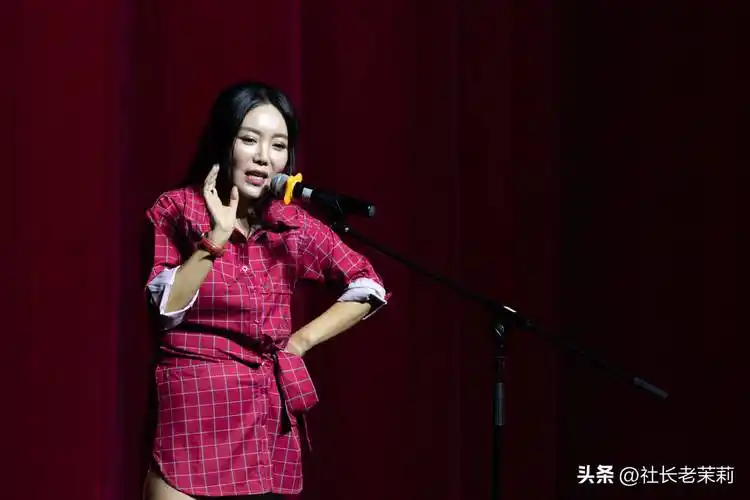 辽沈第一女脱口秀演员演出被罚了,冤不冤呢?_李波_互动_社会