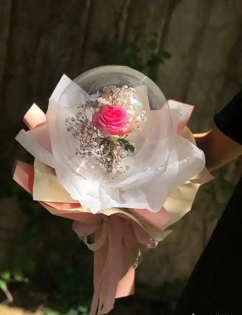 小王子玫瑰玫瑰花花束波波球网网红抖音鲜花速递同城鲜花速递同城