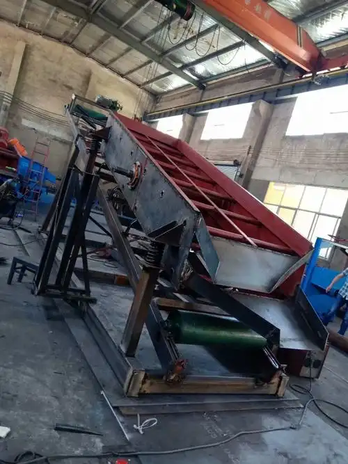 50型移动大型筛石机设备全自动振动筛选机多层小型泥沙震动分离机