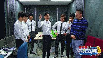 帅哥gif组合gif开心gif