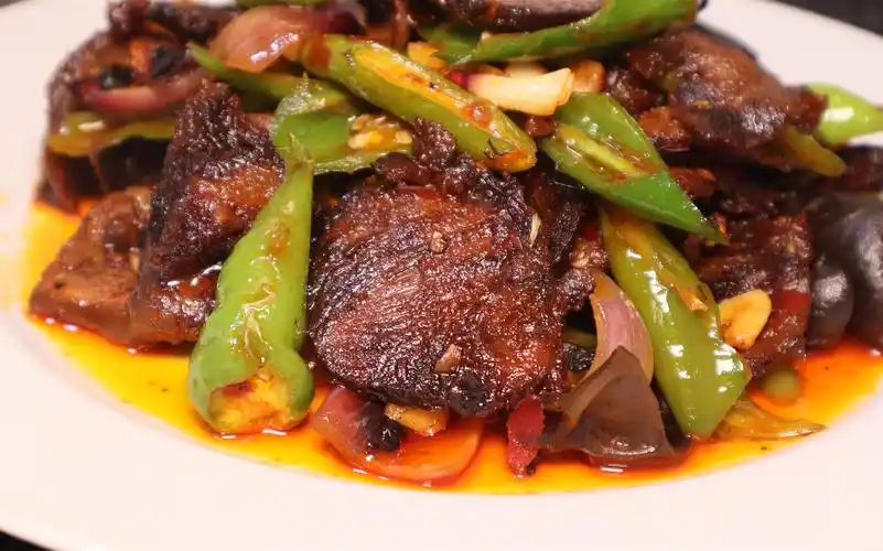 回锅牛肉简单做法,比回锅肉好吃,值了_哔哩哔哩_bilibili