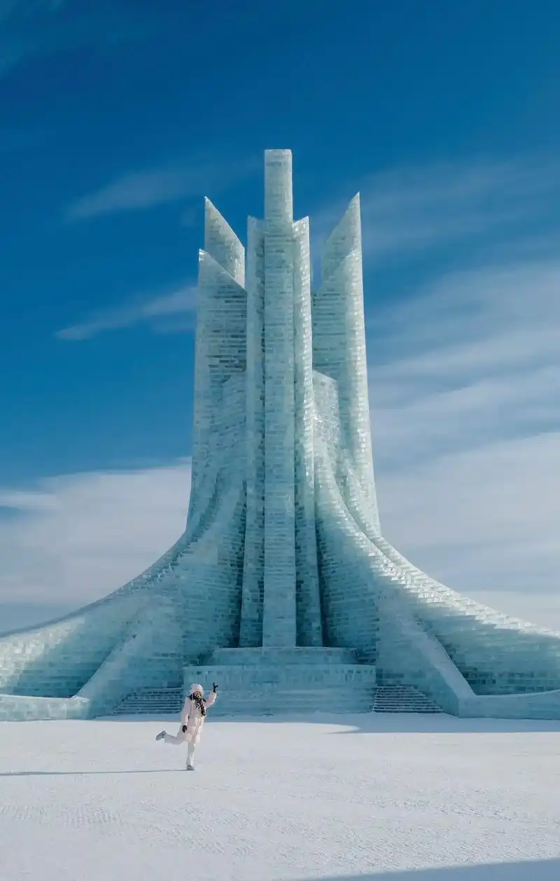 去艾莎的城堡串串门儿.