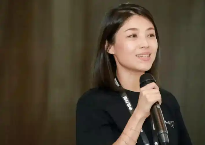 美女创业三年造就710亿元财富自由悦刻创始人汪莹跻身全球富豪榜