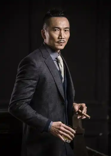 大南迁热播功夫巨星邹兆龙演文官出彩