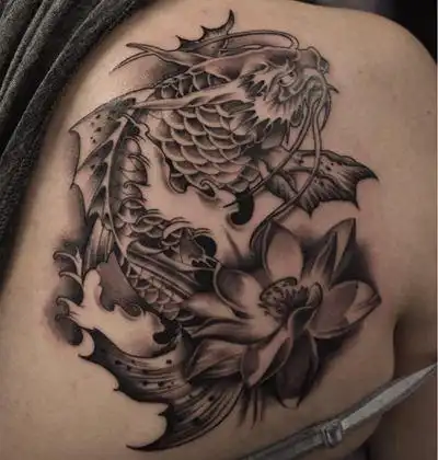 好看的龙鱼纹身图案(6)