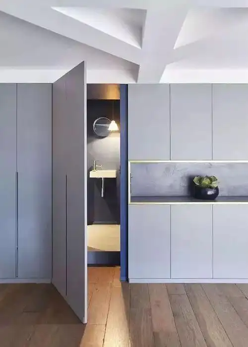 这些隐形门都好会藏,跟背景墙融为一体,不认真看都发现不了!