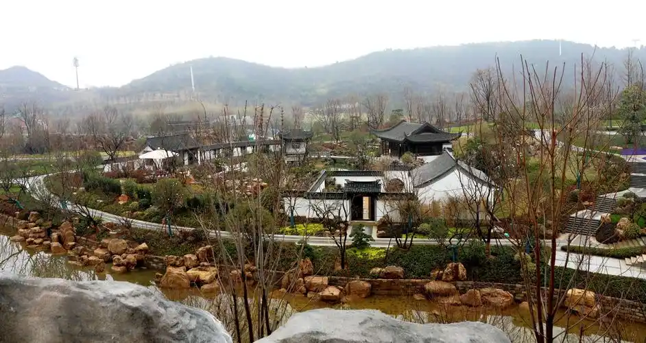 汤山《江苏园博园》雨中游