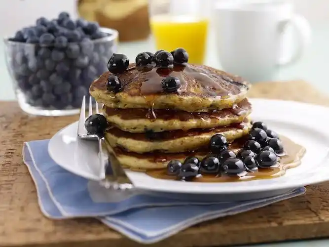 blueberry whole wheat pancakes