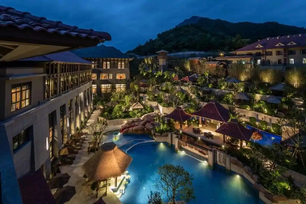 古称"天目山温泉",亦名为"芦荻泉" 90 杭61临州69安湍口众61