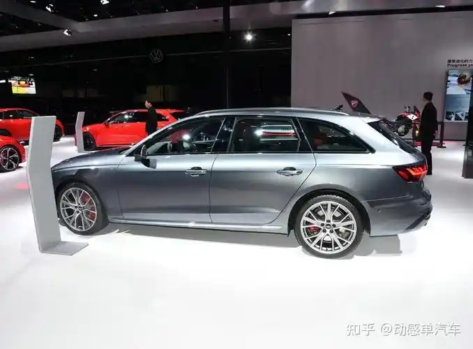 0t v6 采埃孚8at 全时四驱,外观内饰很惊艳,带你看奥迪s4 avant