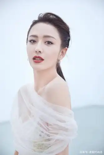 夏天涂什么口红最显白?这5支口红太绝了,黄皮涂无敌显白又好看