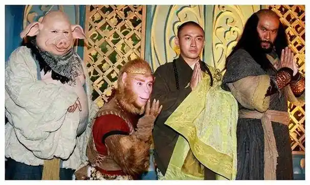 在角色形象上,86版以六小龄童饰演的孙悟空,马德华饰演的猪八戒等
