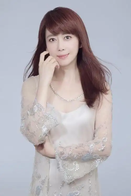 歌手简介孟庭苇(原名陈秀玫),1969年12月22日出生于台湾省高雄市,中国