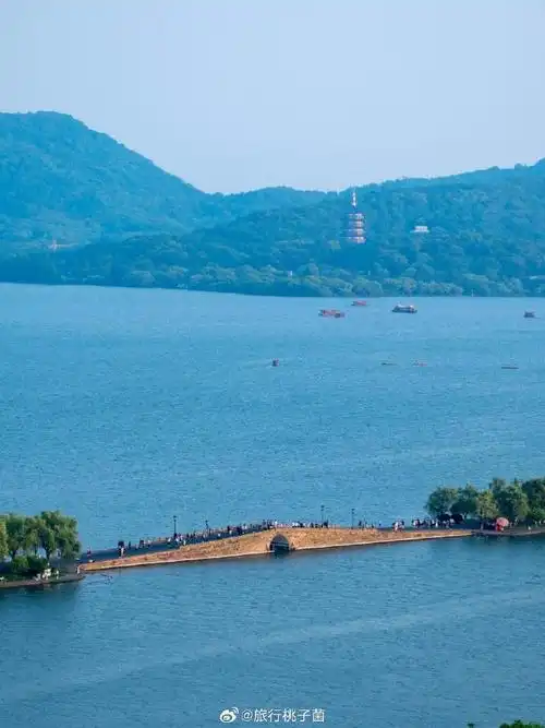 这个夏天总要去趟西湖吧##带着微博去旅行