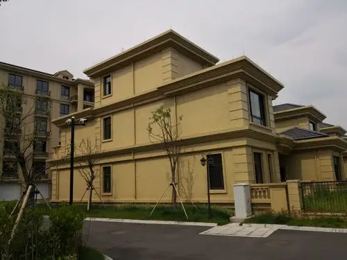 香溪茗苑别墅实拍图(中西合璧)