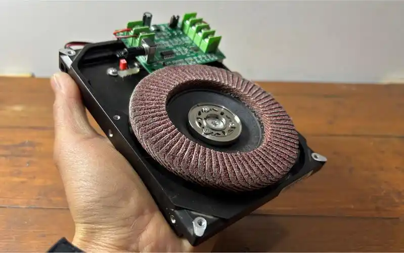 电脑硬盘改迷你打磨机