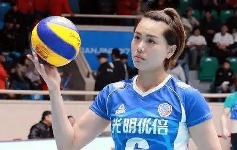 女排一姐曾春蕾!曾被誉为最低调的富二代,如今身材傲人颜值高!