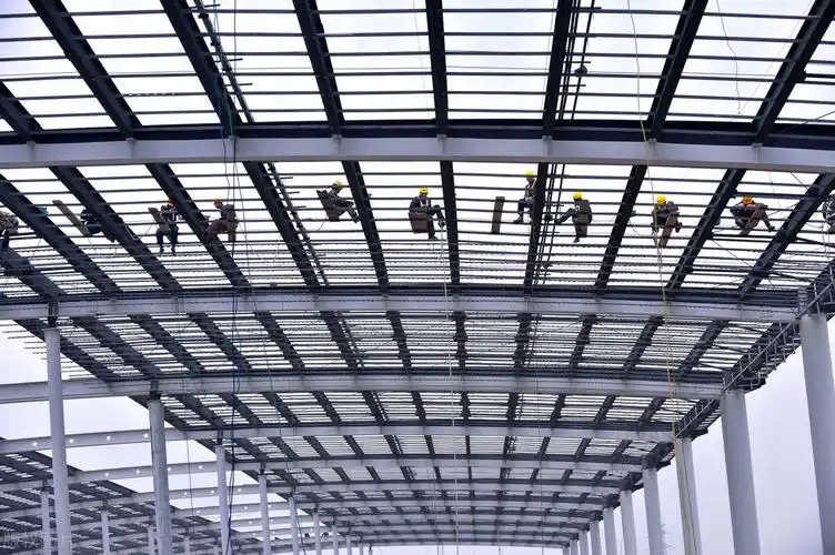 钢结构是由钢制材料组成的结构,是主要的建筑结构类型之一.