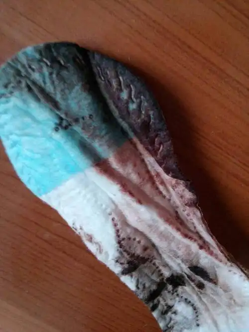 求妇产科专家看下,我2月2号来月经干净后20又开始有黑褐色的血流出来