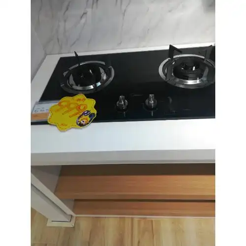 美的midea燃气灶jzymq7610g钢化玻璃燃气灶大火力节能环保灶具台嵌