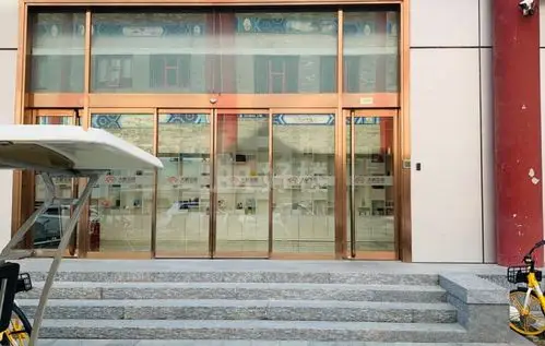 四惠商圈办公楼 新出1层独立门头 1219平米