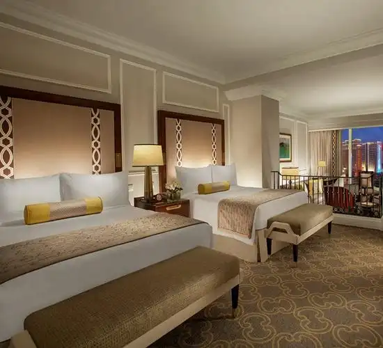 yqhhucdojf">澳门金沙度假区坐拥8家世界级高端酒店,包括澳门威尼斯人