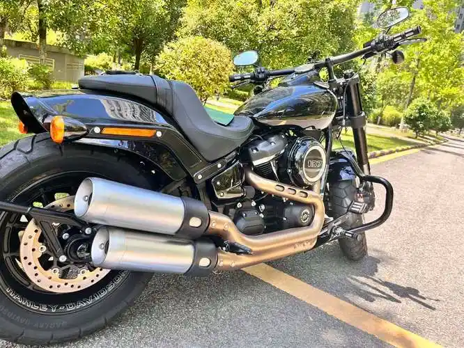 二手摩托车哈雷戴维森 肥霸 fat bob