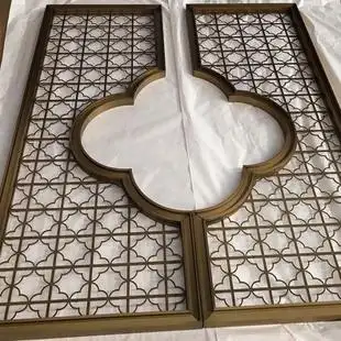 现代中式镂空隔断 酒店不锈钢窗花玄关 餐厅雕花定做装饰墙