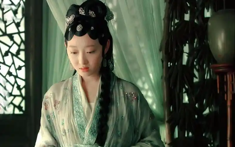 爱上红楼梦,爱上林黛玉