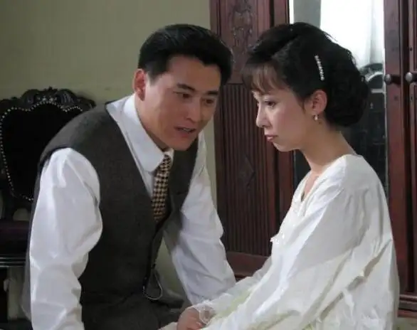 重庆谍战中内鬼是谁