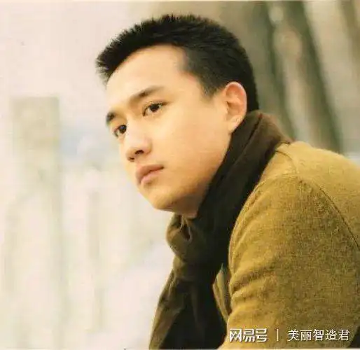 黄磊年轻时儒雅彬彬中年后仍温文尔雅