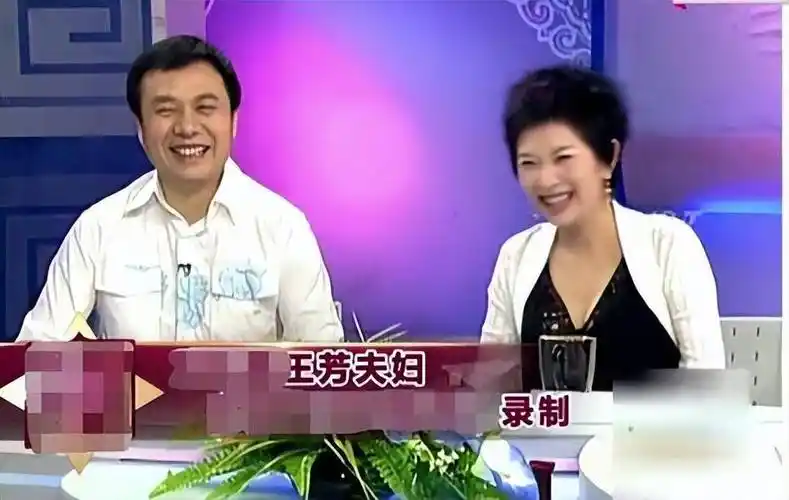 主持人王芳:嫁给大15岁的教授,为婚姻做的一切牺牲都不后悔_工作