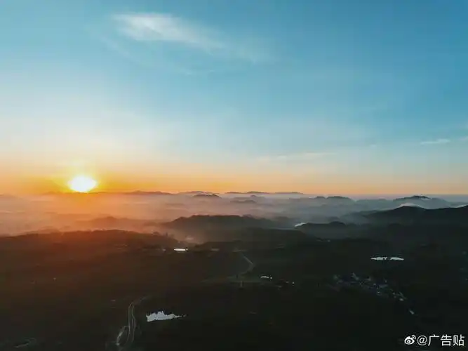 生活不止眼前的苟且,还有诗和远方的田野. 设备:大疆御3__财经头条