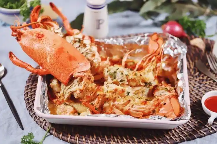 黄油芝士烤龙虾——北鼎烤箱食谱