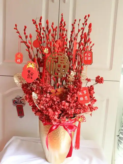 每日一花过年插银柳越来越富有