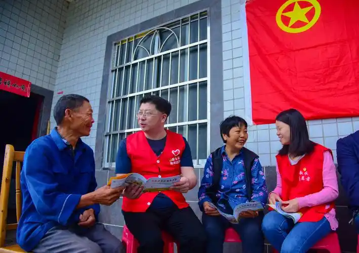 泸州叙永县:千名青年志愿者开展"青春扶贫"活动 纪念五四100周年