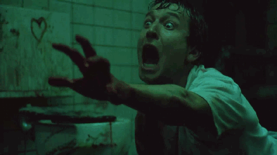 华人导演真牛,拍出了全世界最成功的恐怖片丨毒药推荐_电锯惊魂