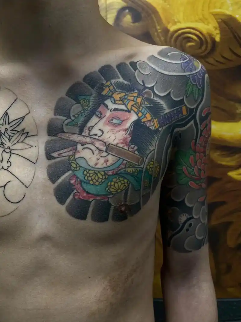 老传统半甲 #观音桥云龙纹身 #重庆纹身店推荐 新店开业推 - 抖音