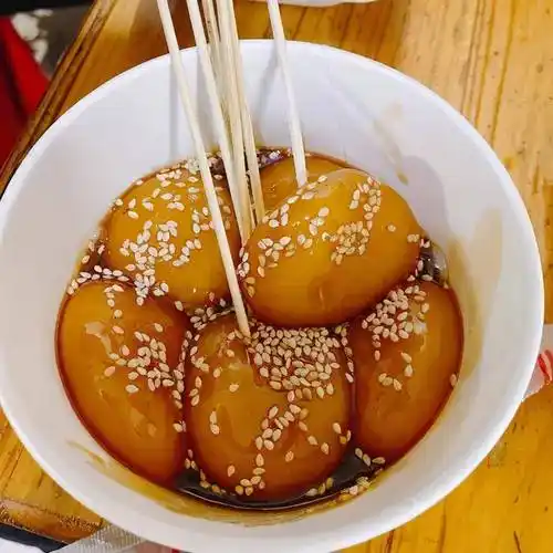 湖南美食大揭秘:舌尖上的麻辣狂欢,让你的味蕾舞动不停!