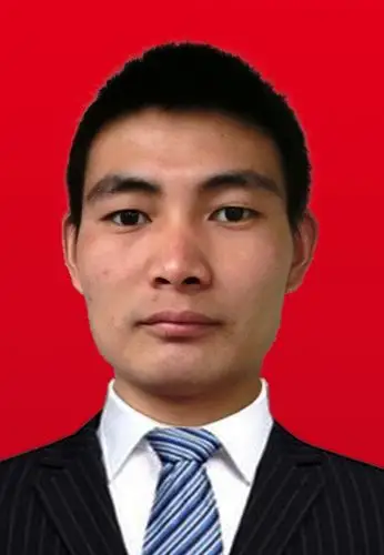 帮忙ps成红底正装照片