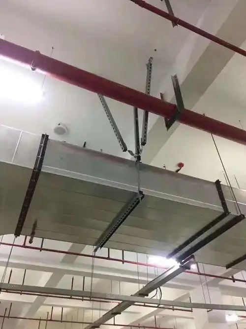 贵州六盘山市 抗震支架  c型槽钢免焊接抗震支吊架 单向水管抗震支架