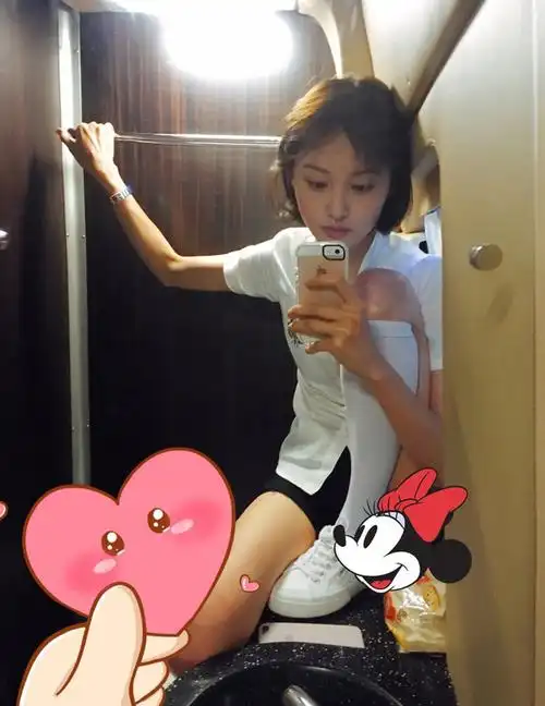 《夏至未至》郑爽造型曝光美过微微