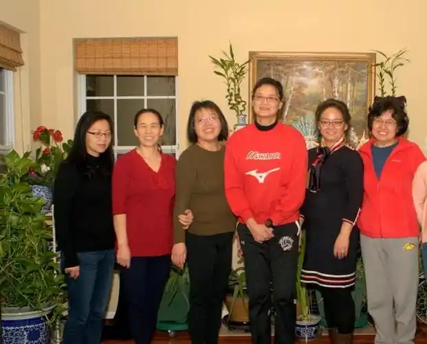 "女排明星"周晓兰:老公是男排名将,辞官赴美28年,现状如何?