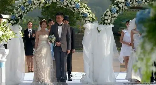 《咱们结婚吧》蓝未未-服装集