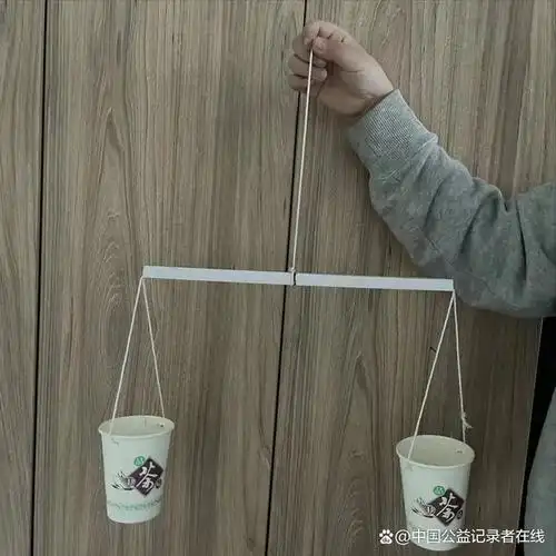 动手做学具活动让学生可以在游戏,手工,绘画,测量,科技,生活交际等