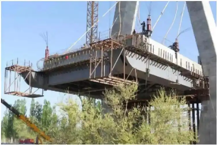 钢管混凝土拱桥施工