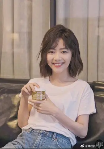 以家人之名谭松韵成功出圈同款发型减龄还瘦脸