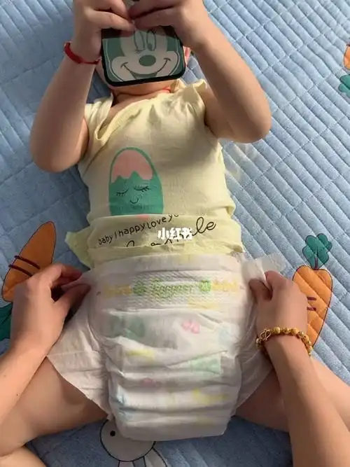 纸尿裤这样穿宝宝再也不怕漏尿